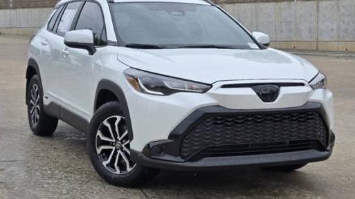 TOYOTA COROLLA CROSS 2024 7MUFBABG5RV035914 image